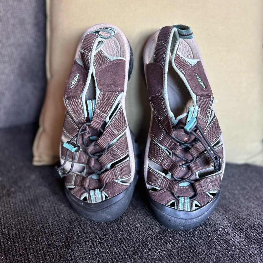 KEEN Newport H2 Sandals in Brown and Teal / Sz 9 - Picture 2 of 5
